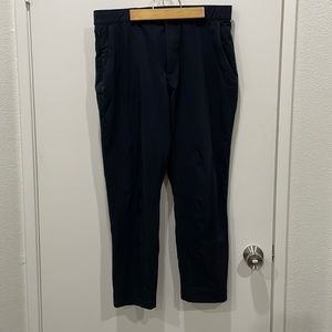 Fabletics men The Only pant in black size medium, short cut